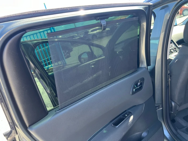 Peugeot 5008 1.6hdi PANORAMA 7mesta, снимка 16 - Автомобили и джипове - 49928284