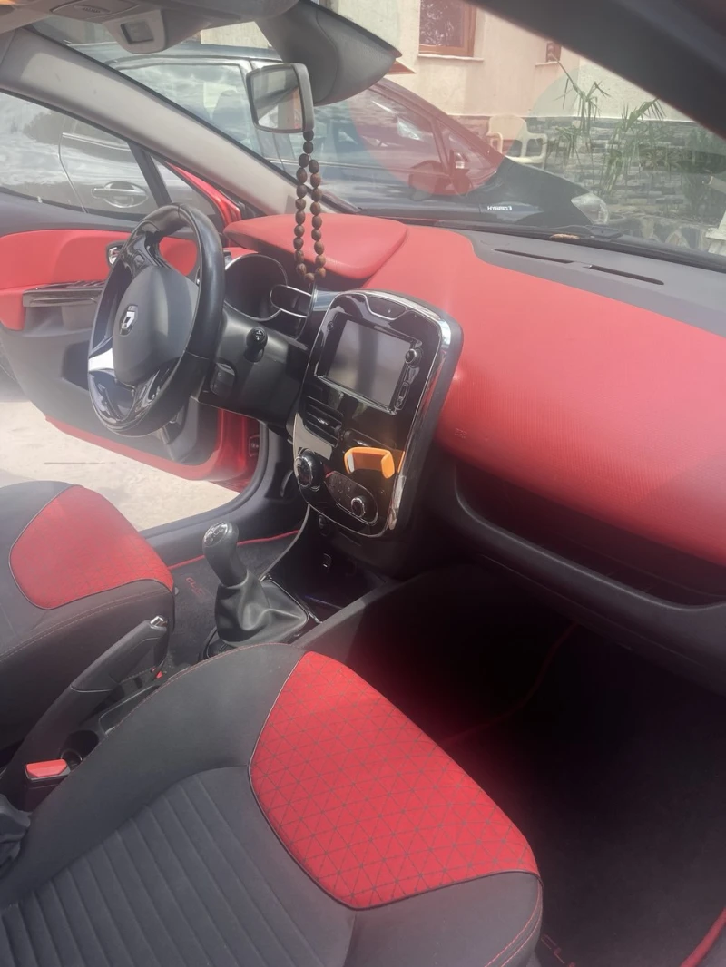 Renault Clio, снимка 10 - Автомобили и джипове - 52474496