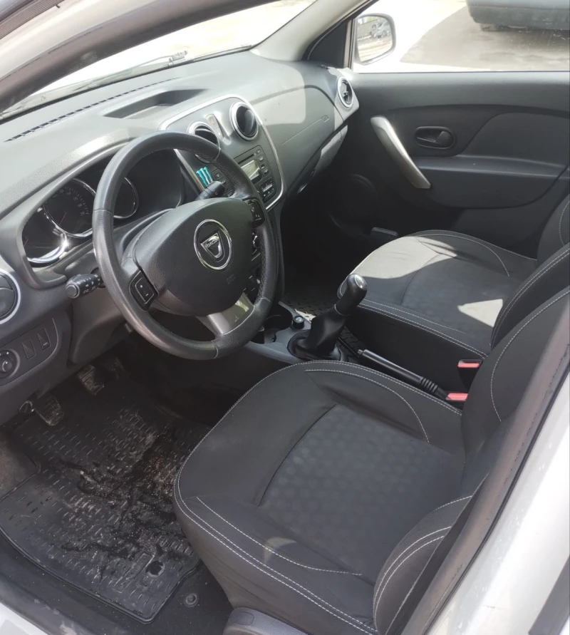 Dacia Sandero 1.5dci N1, снимка 6 - Автомобили и джипове - 52066051