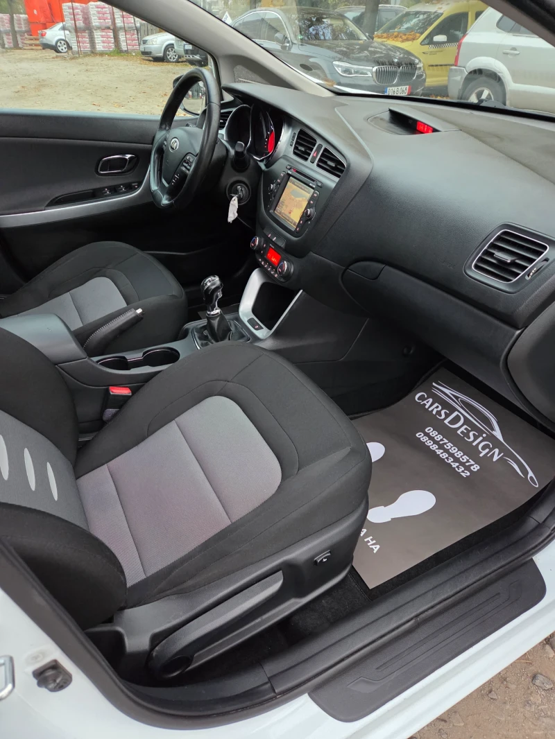 Kia Ceed 1.6CRDI-TOP-128ps, снимка 11 - Автомобили и джипове - 52265497