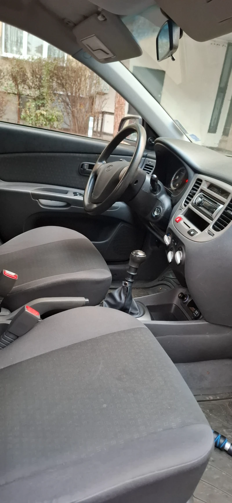 Kia Rio, снимка 8 - Автомобили и джипове - 53307484