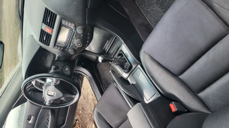 Honda Accord 2.0 155 exclusive , снимка 9 - Автомобили и джипове - 53354490