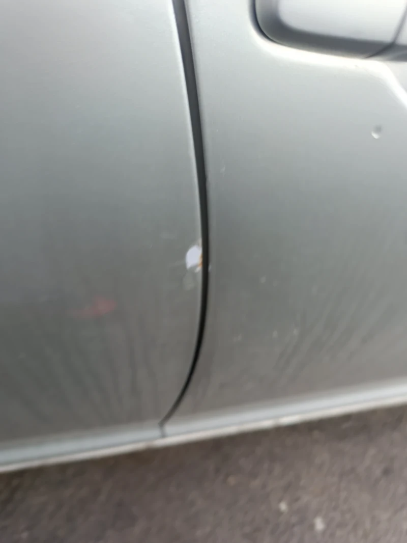 Toyota Avensis, снимка 8 - Автомобили и джипове - 53400610