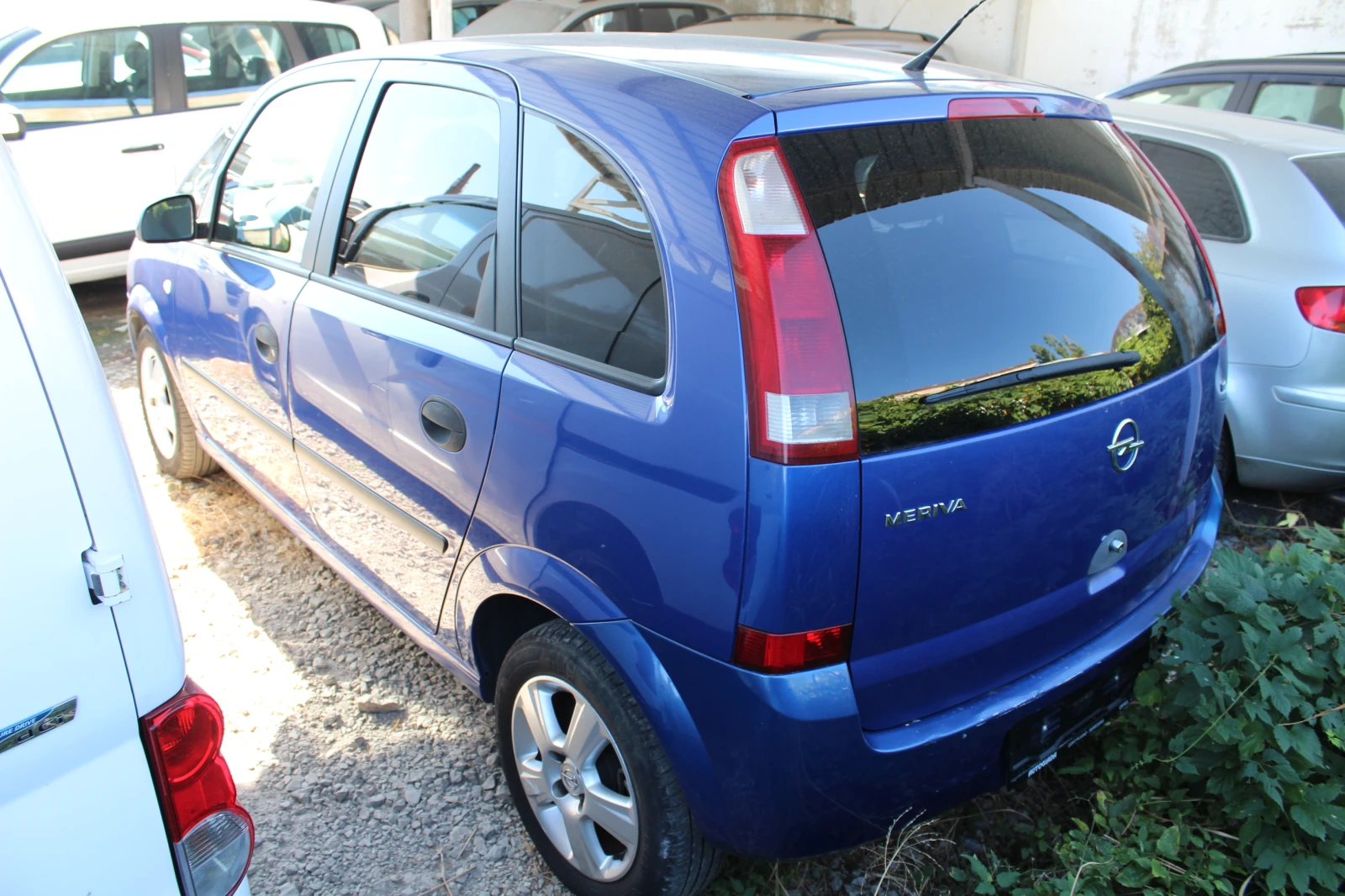 Opel Meriva 1.6И НОВ ВНОС - изображение 5