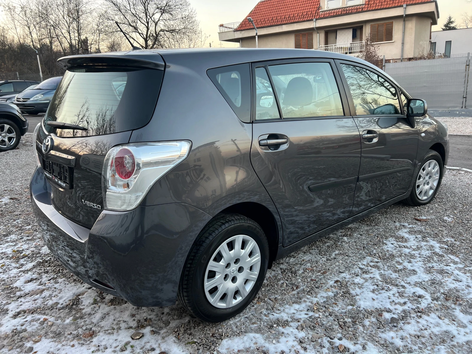 Toyota Verso SOLL 6+ 1места - изображение 4