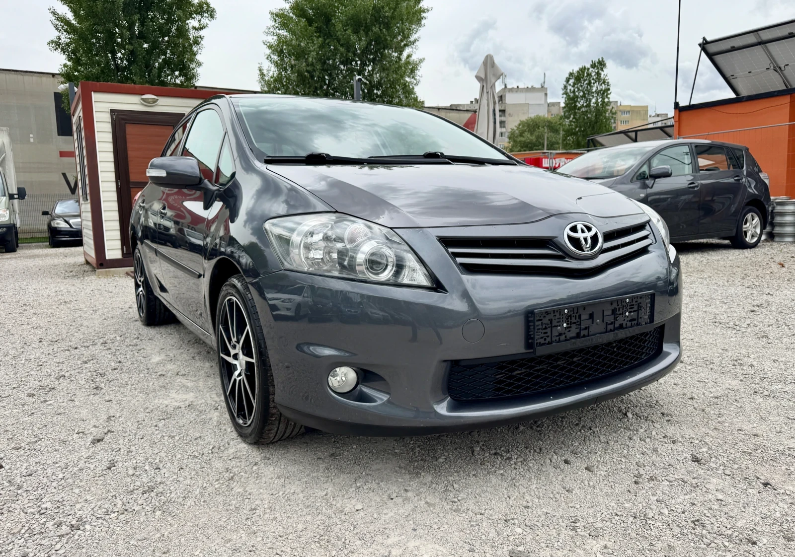 Toyota Auris 1.8i Нов Внос ! - изображение 7