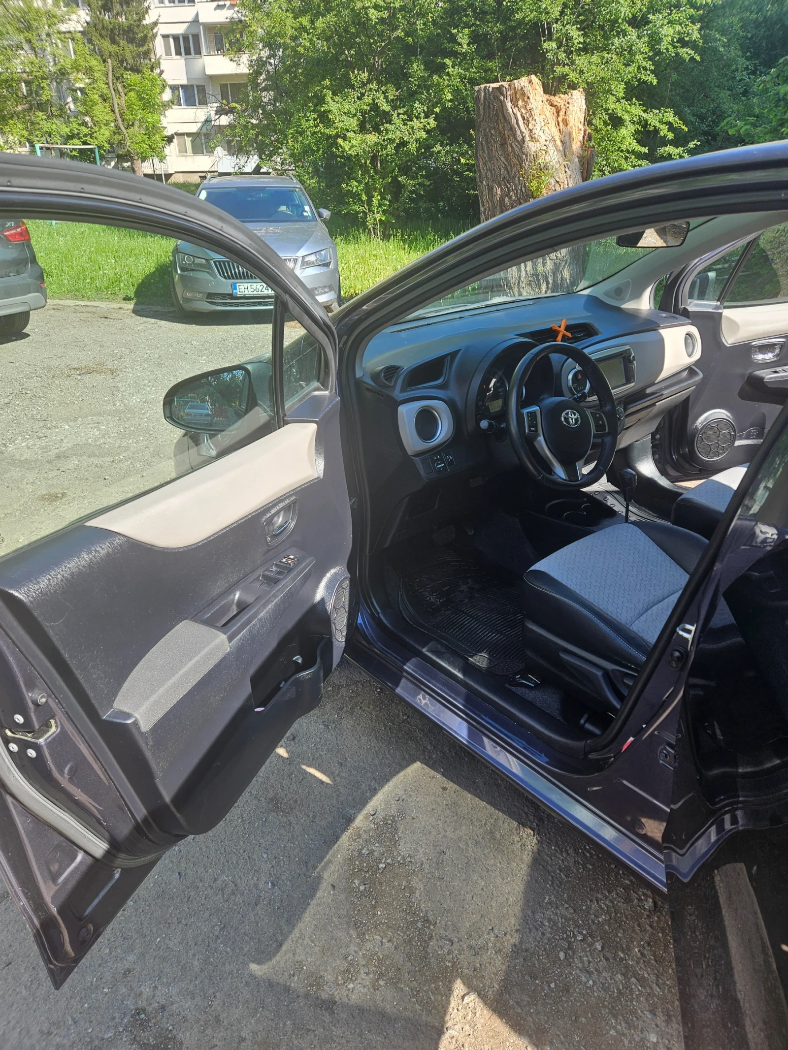 Toyota Yaris 1.33 VVT - I Панорама Камера  - изображение 5