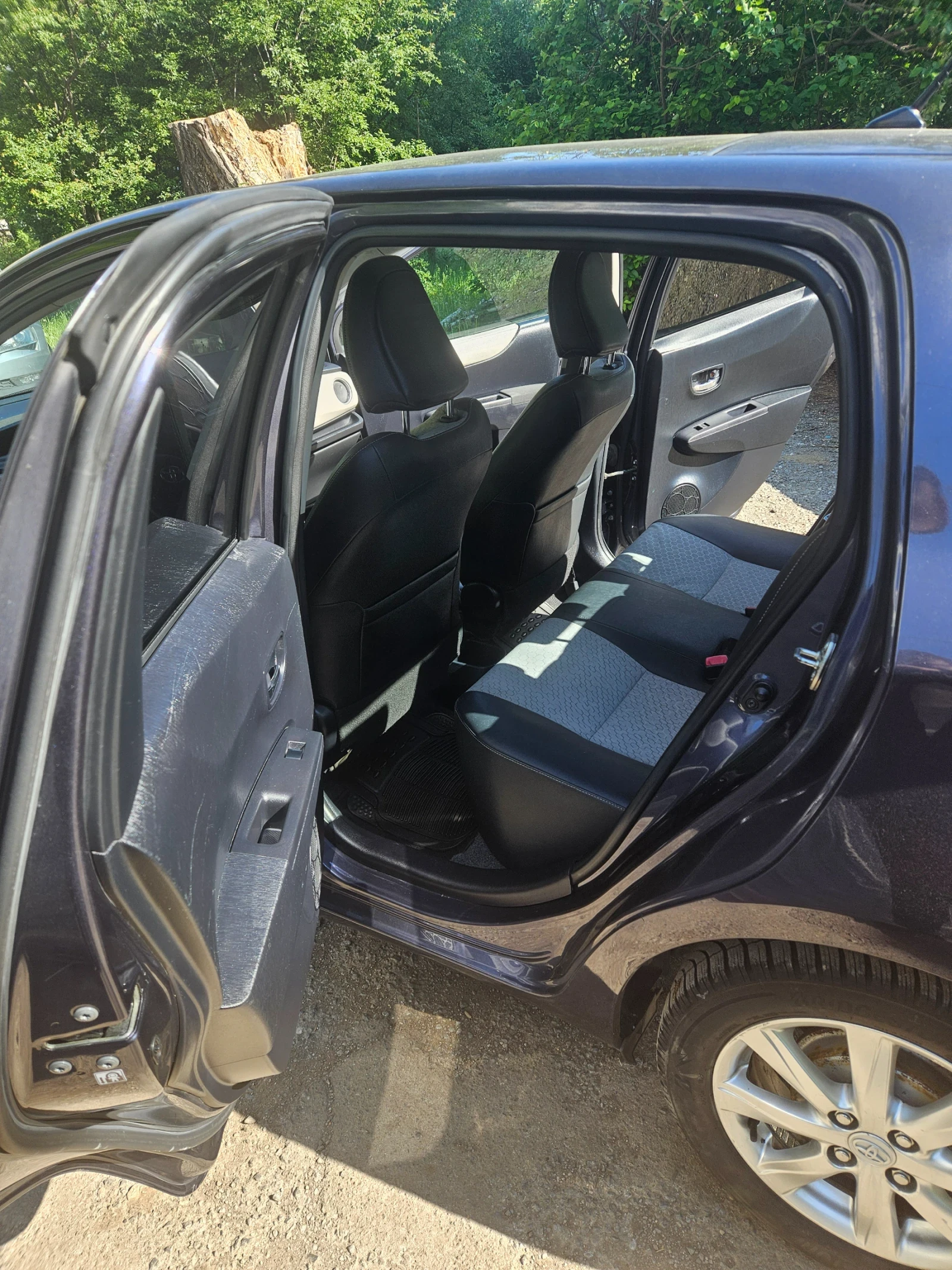 Toyota Yaris 1.33 VVT - I Панорама Камера  - изображение 6