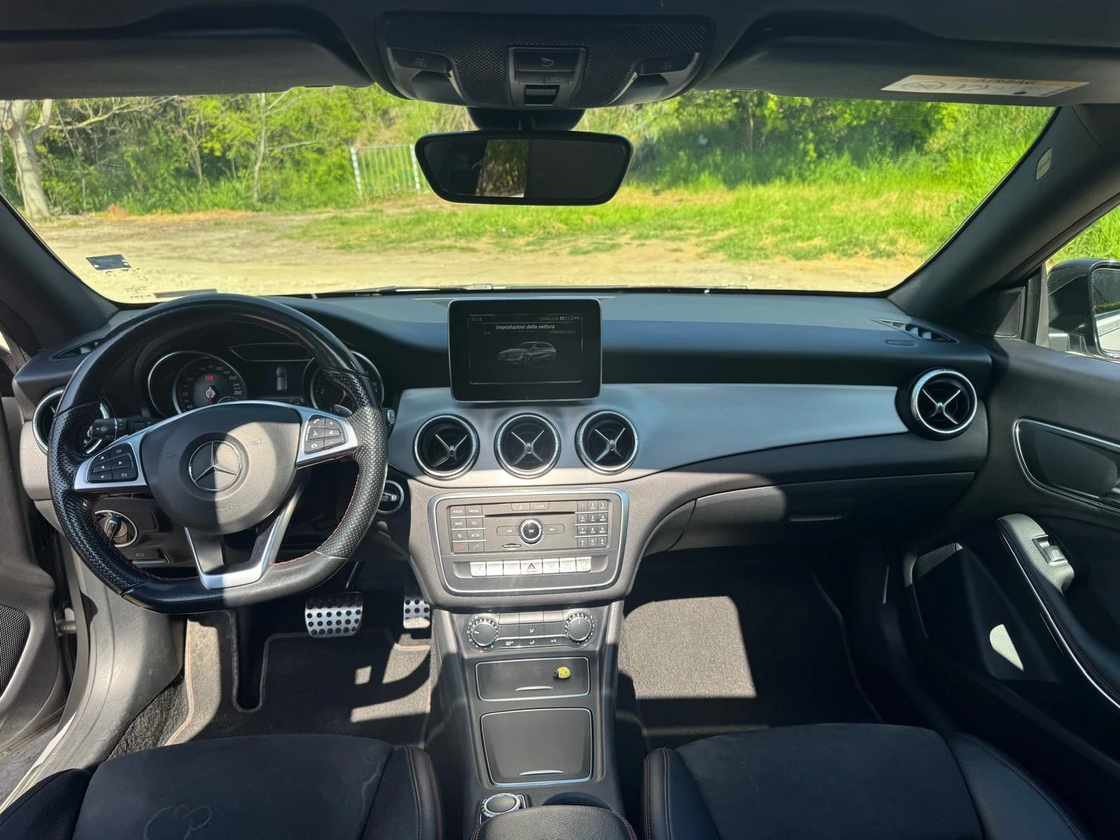 Mercedes-Benz CLA 200 AMG 4-MATIC - изображение 8