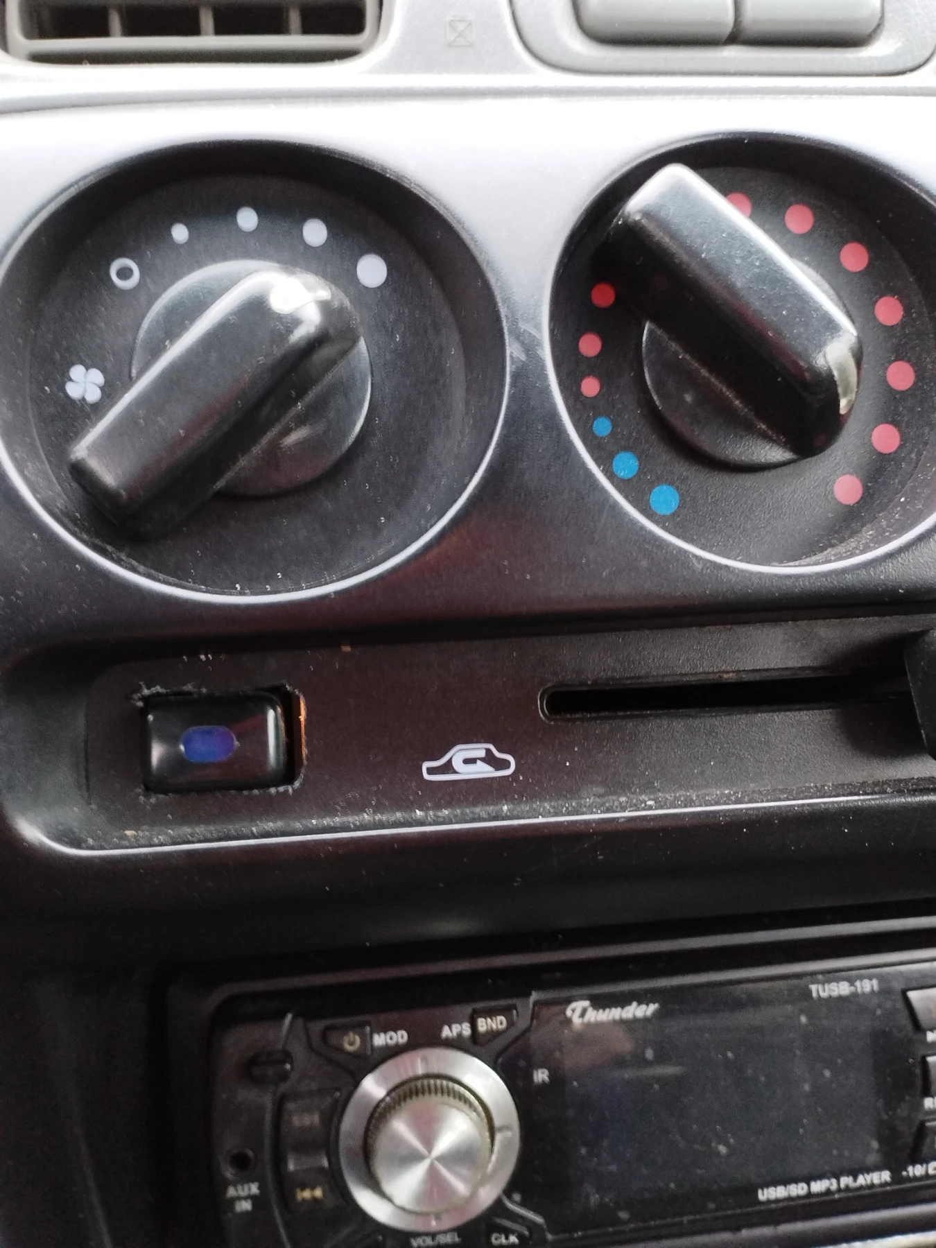 Nissan Micra  - изображение 3