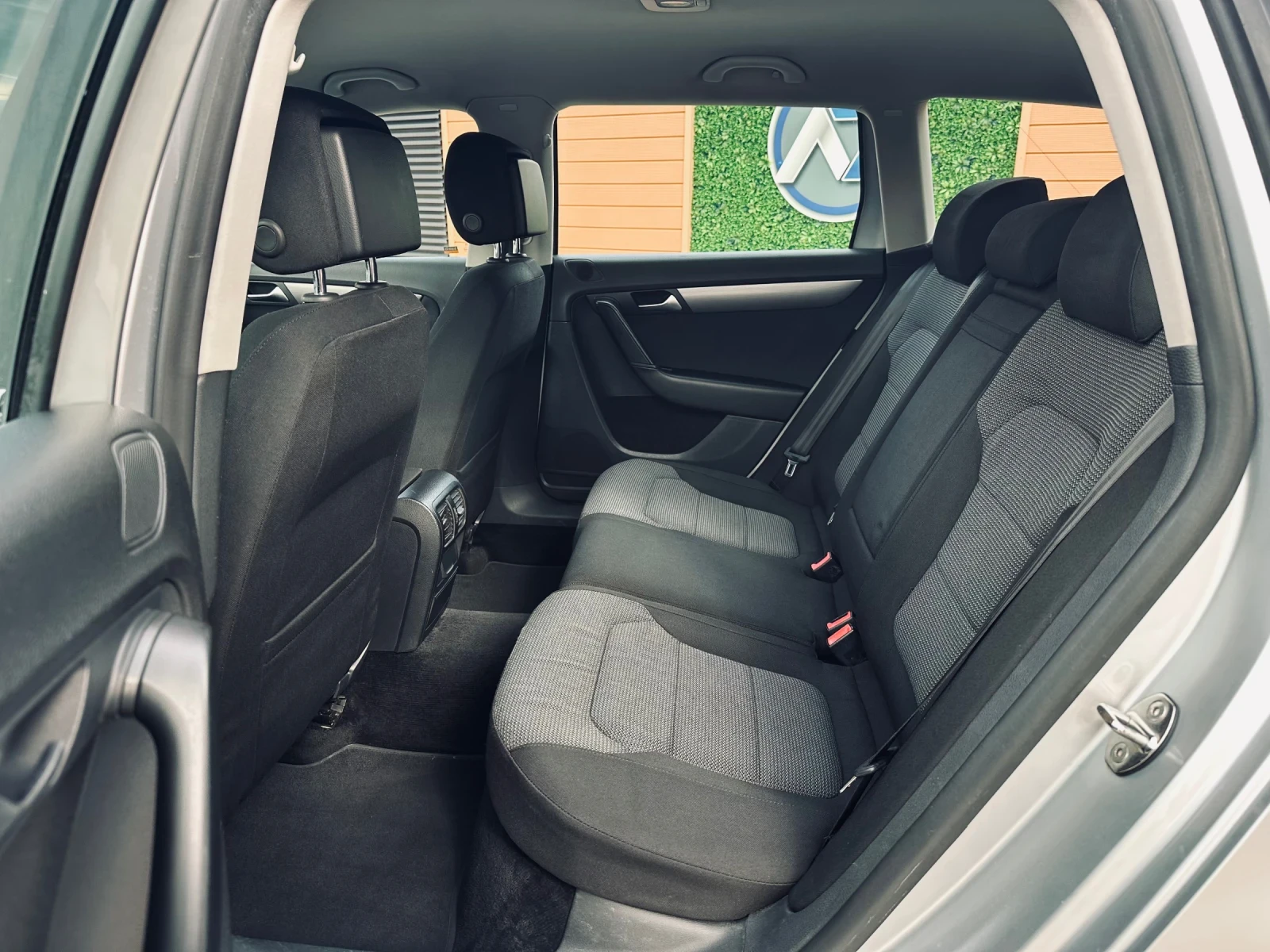 VW Passat TDI/Navi/Автопилот/6-ск - изображение 10