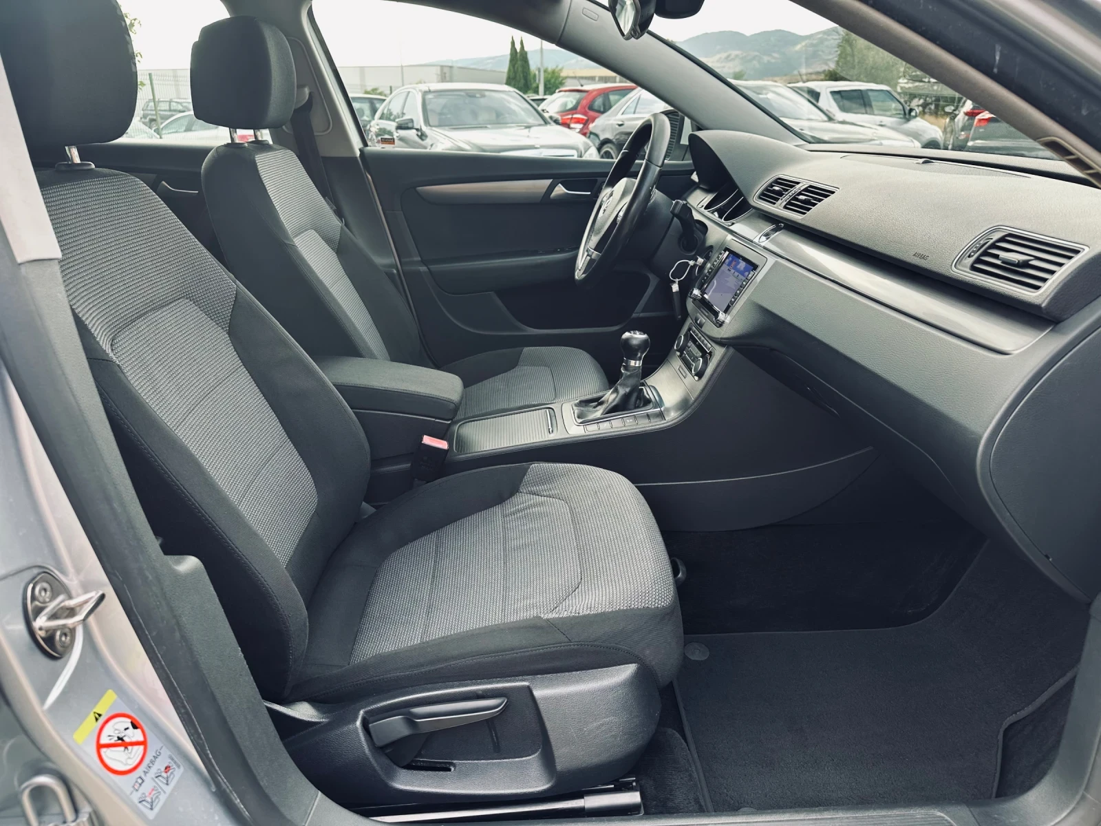 VW Passat TDI/Navi//6- | Mobile.bg   14