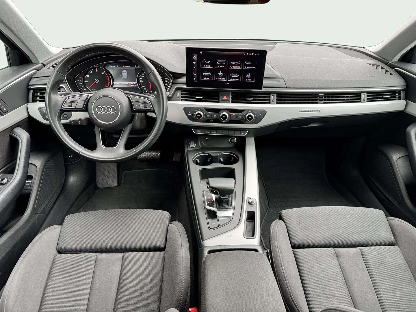 Audi A4 advance 40 TFSI quattro - изображение 7