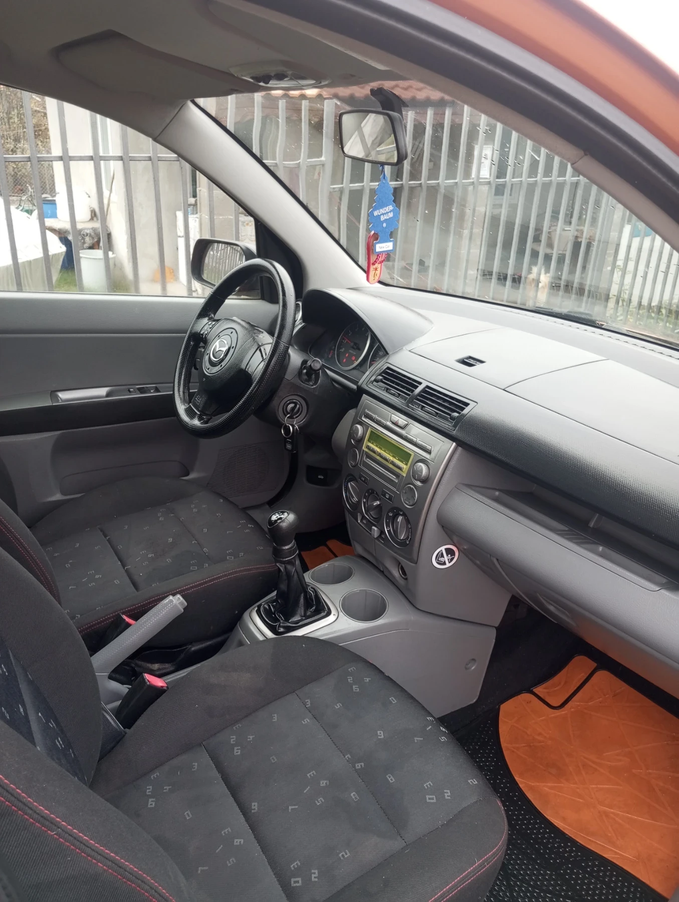 Mazda 2  - изображение 6