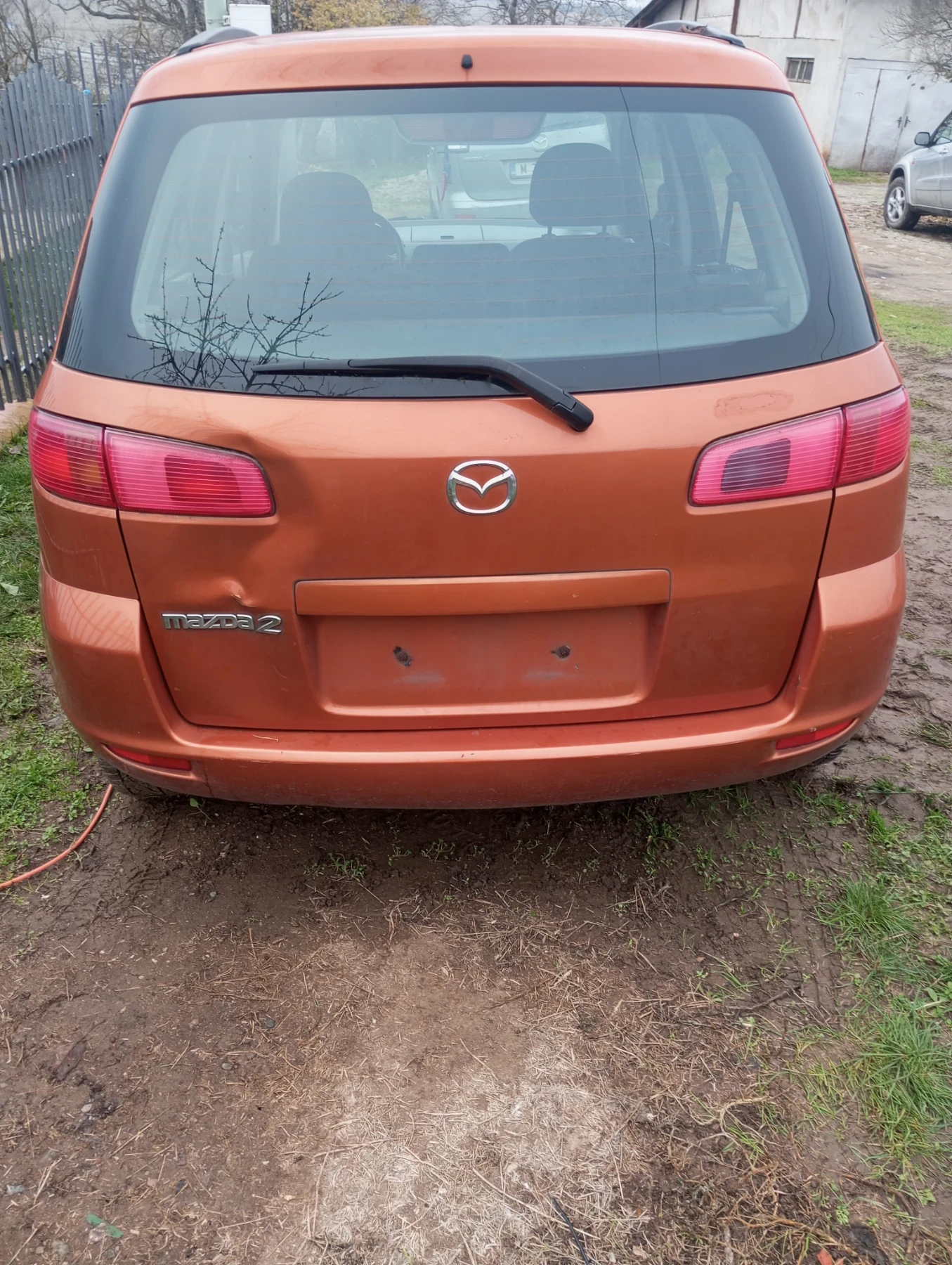 Mazda 2  - изображение 2