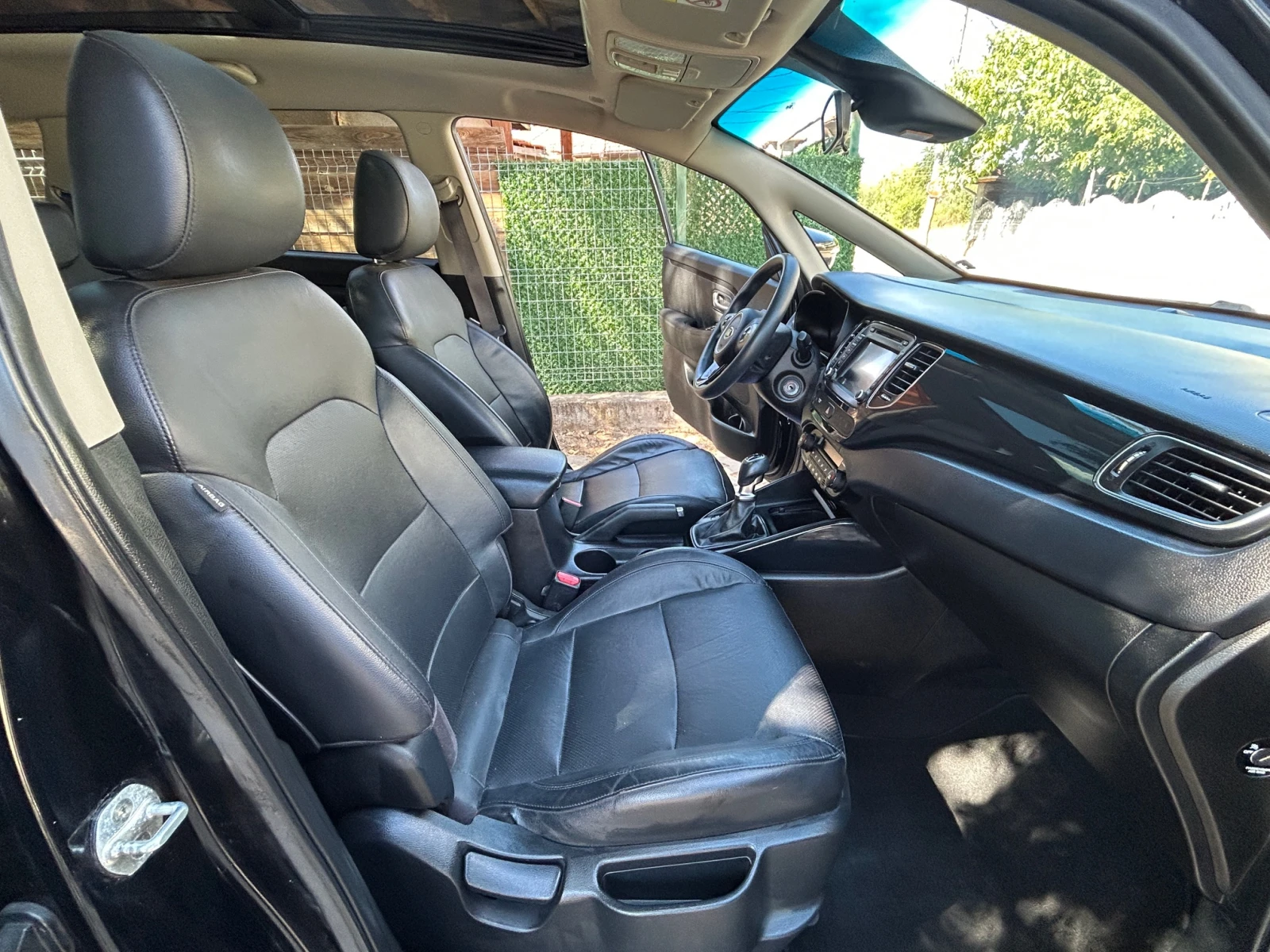 Kia Carens 1.7CRDi Swiss - изображение 9