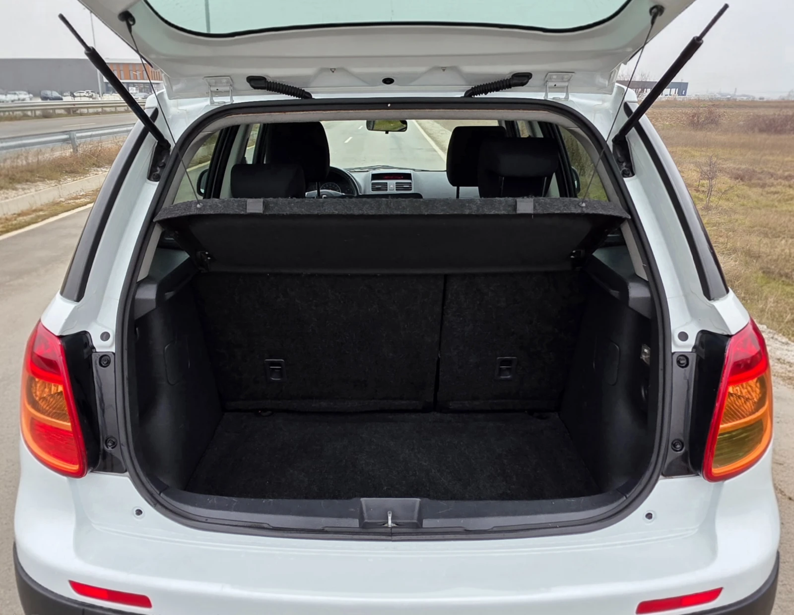 Fiat Sedici 1.6i 4x4 | Mobile.bg � ����������� 10