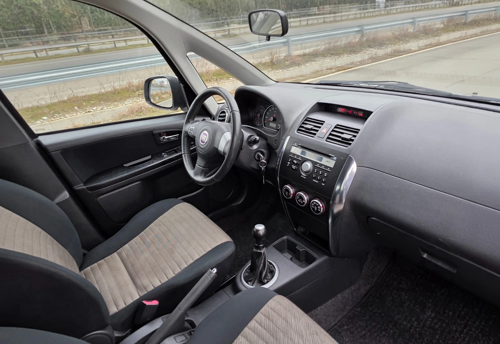 Fiat Sedici 1.6i 4x4 | Mobile.bg � ����������� 9