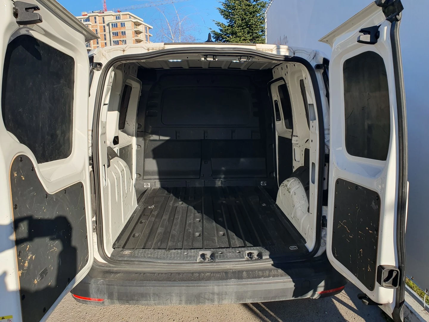 VW Caddy Cargo 3.1 m3 TSI | Mobile.bg � ����������� 11