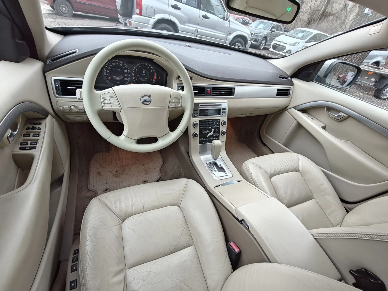 Volvo Xc70 3.2 AWD, снимка 7 - Автомобили и джипове - 53917743