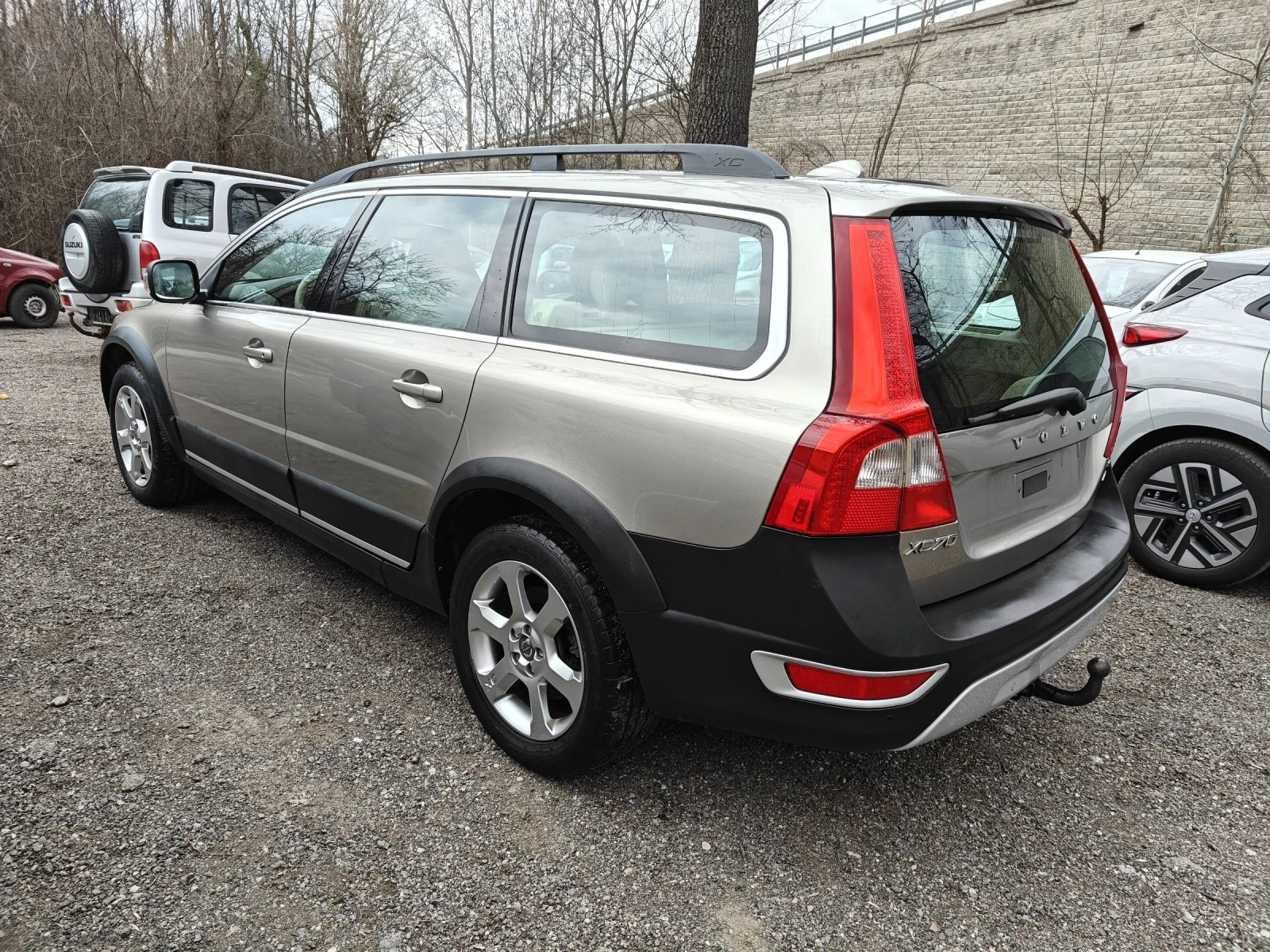 Volvo Xc70 3.2 AWD, снимка 3 - Автомобили и джипове - 53917743