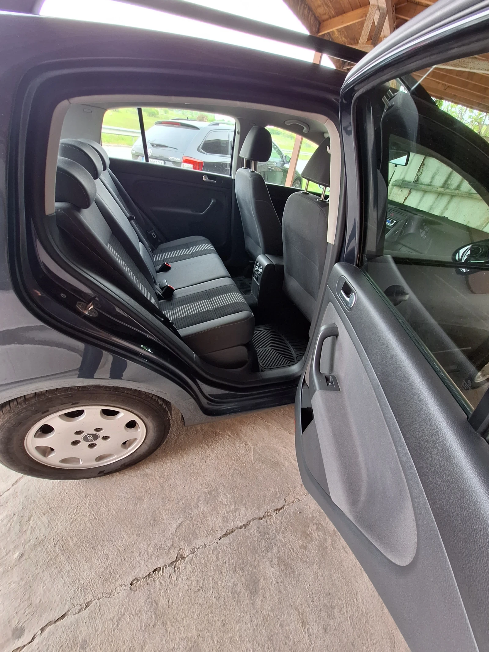 VW Golf Plus 1.9 tdi, снимка 5 - Автомобили и джипове - 54478429