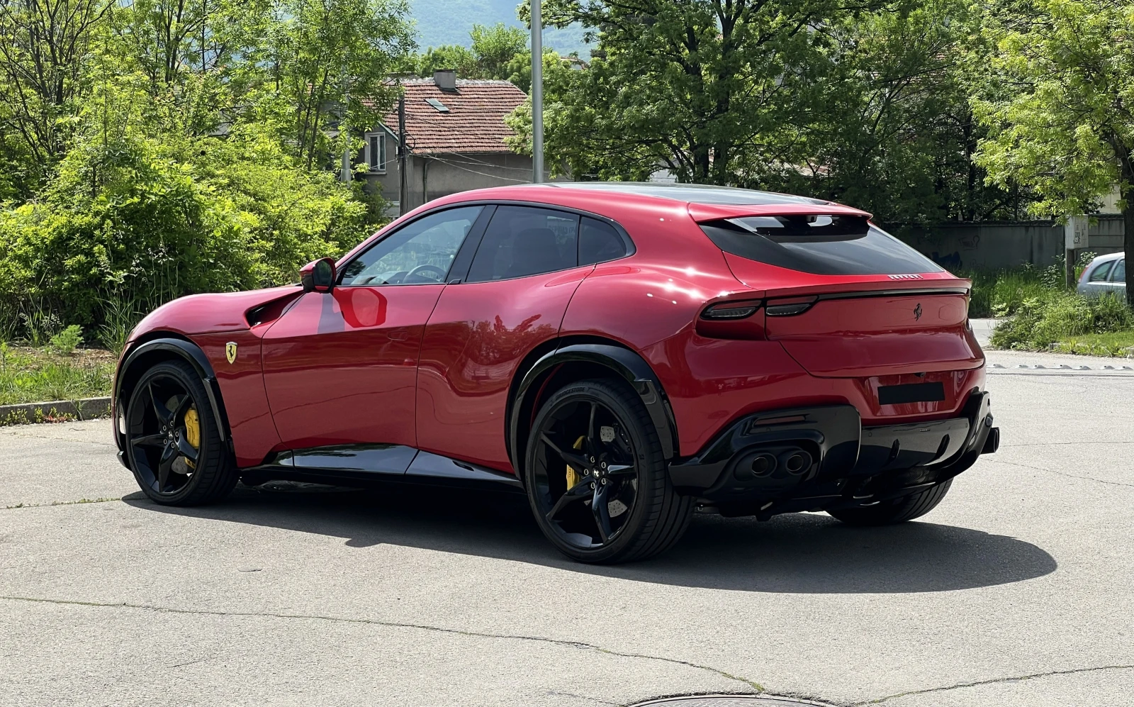 Ferrari Purosangue 6.5 V12 / CERAMIC / AIR / ROSSO 70TH ANNIVERSARY /, снимка 4 - Автомобили и джипове - 54515601