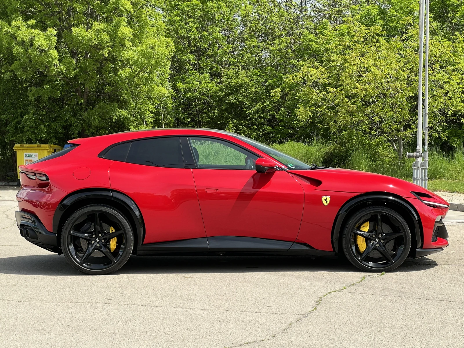 Ferrari Purosangue 6.5 V12 / CERAMIC / AIR / ROSSO 70TH ANNIVERSARY /, снимка 7 - Автомобили и джипове - 54515601