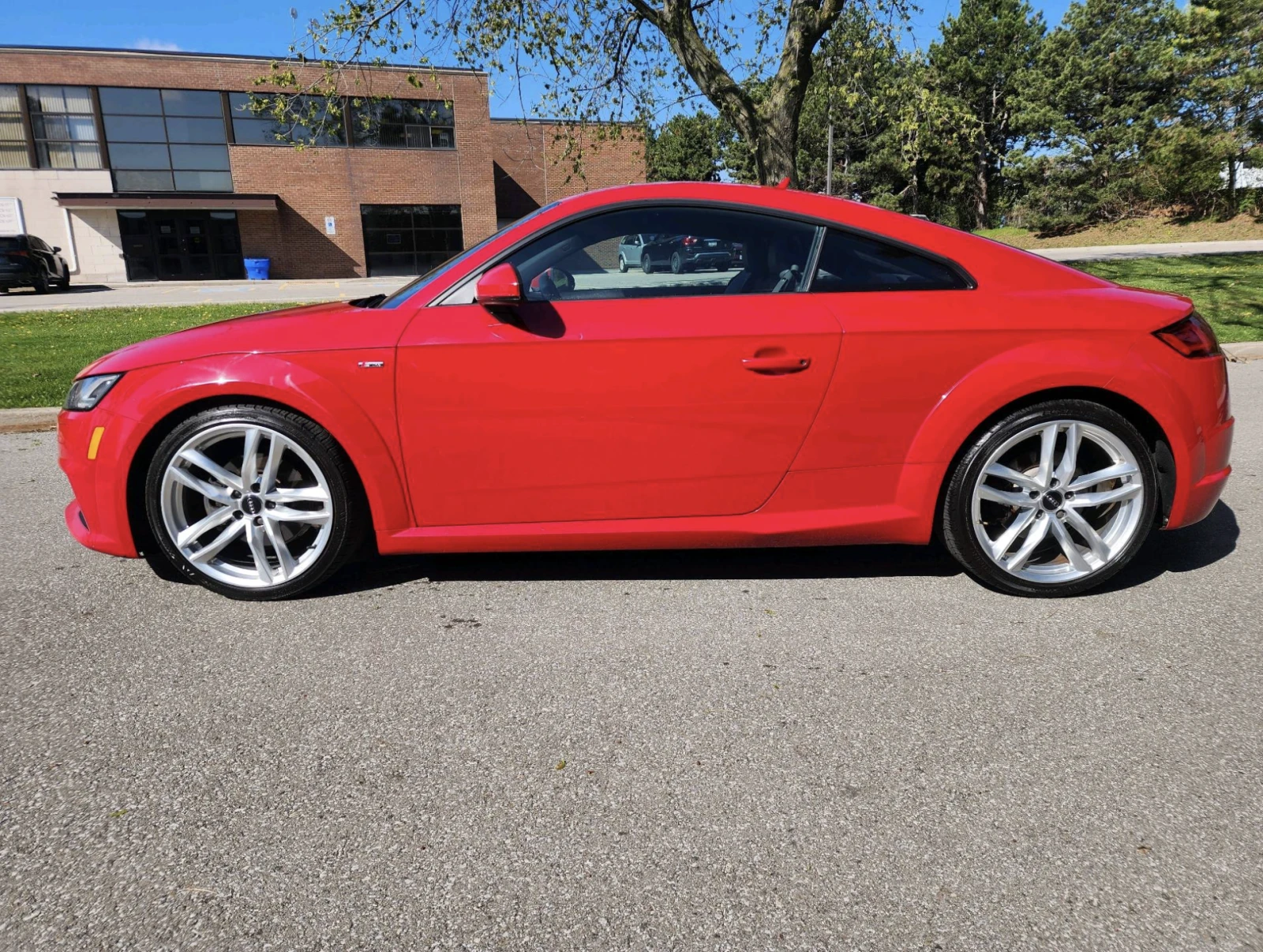 Audi Tt 2.0T S-Line Quattro / B&O / FULL, снимка 6 - Автомобили и джипове - 54912418