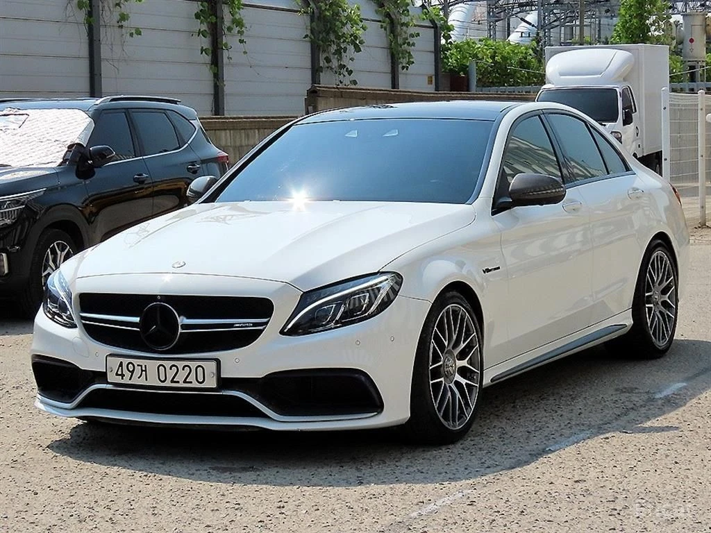 Mercedes-Benz C 63 AMG S* BURMESTER* 360КАМЕРА* LANE* ASSIST* CARBON* , снимка 1 - Автомобили и джипове - 54931658