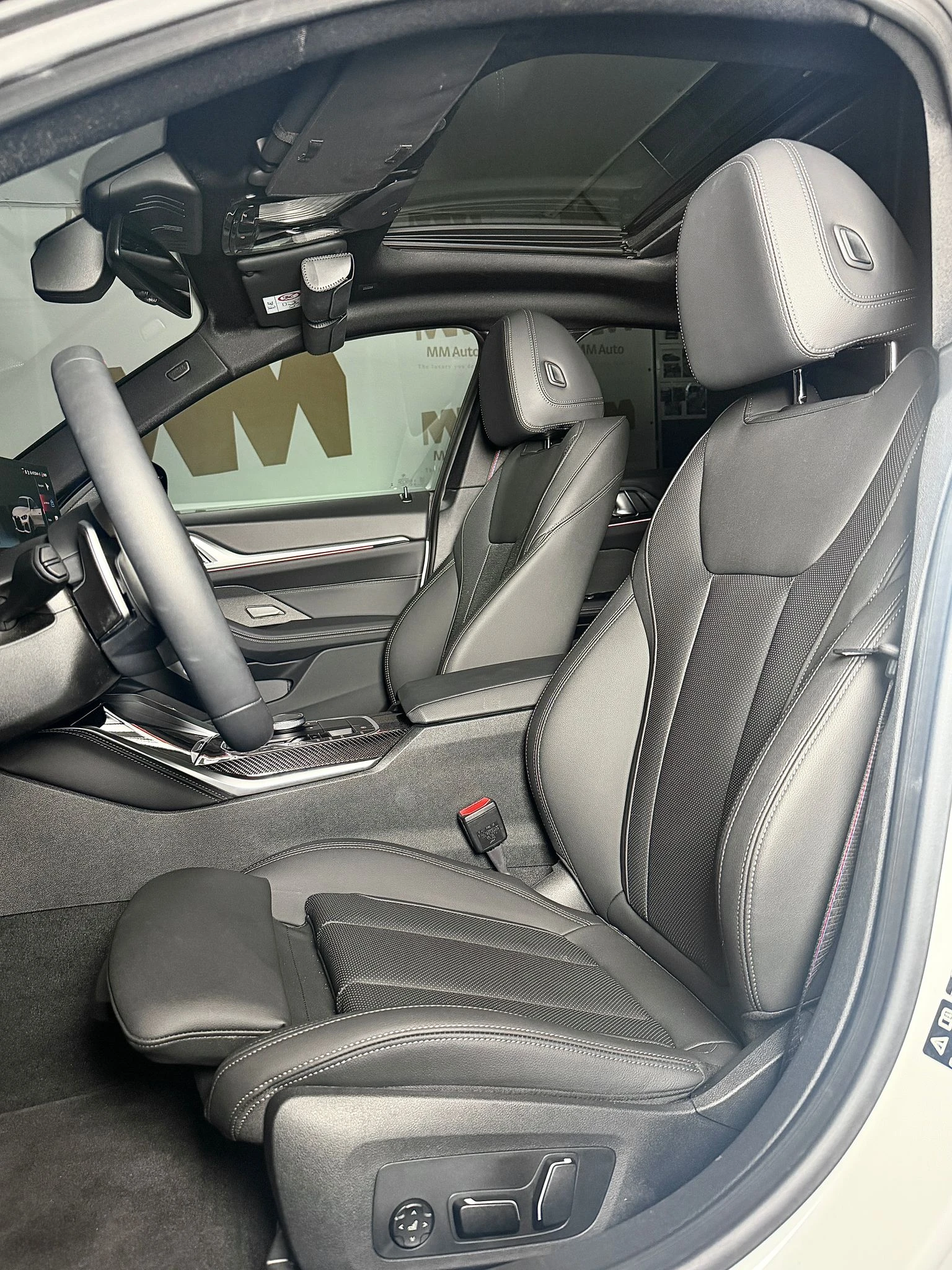 BMW 440 GranCoupe M-SportPro xDrive* Carbon* Pano* Гаранци, снимка 8 - Автомобили и джипове - 55023222