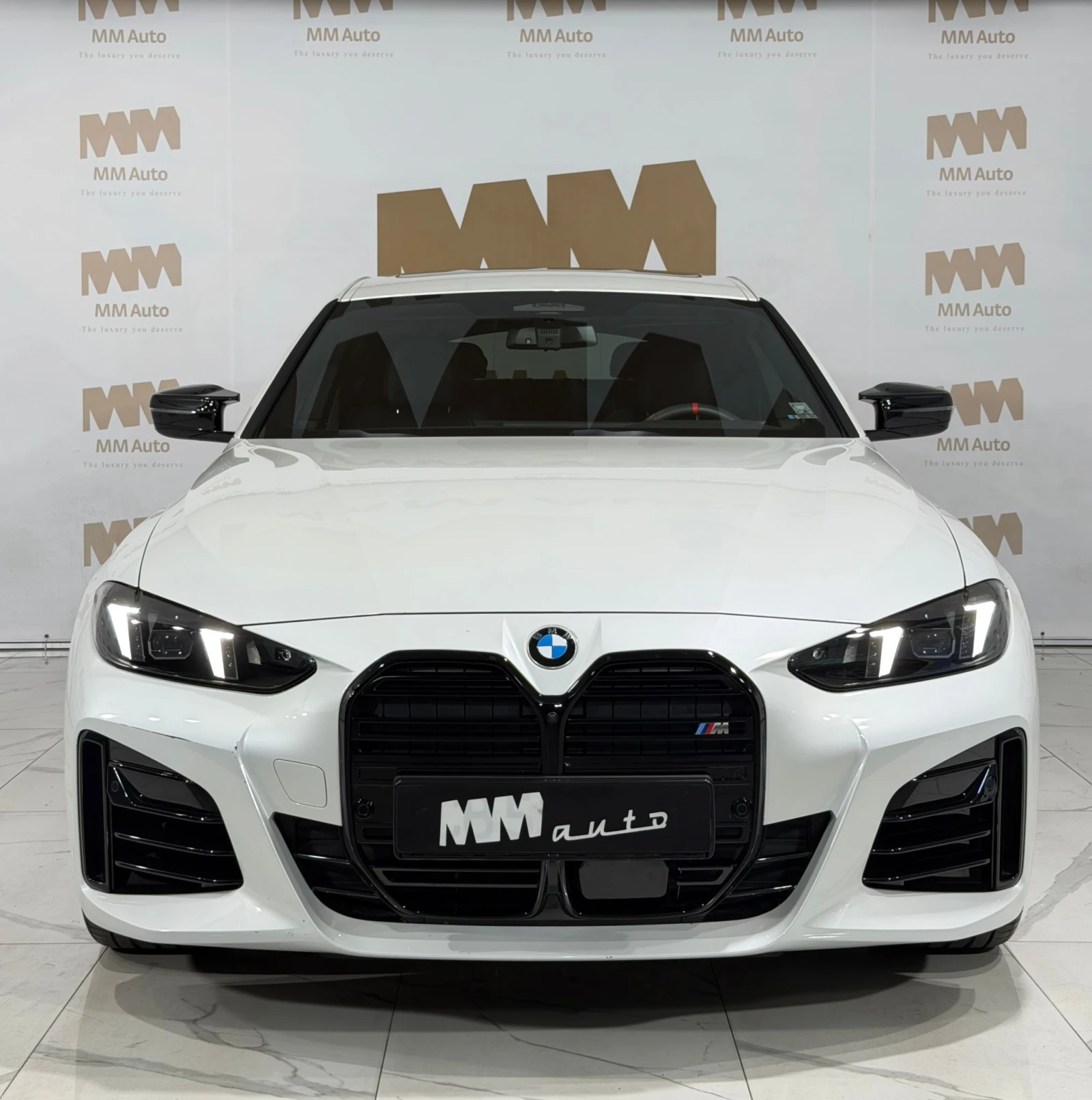 BMW 440 GranCoupe M-SportPro xDrive* Carbon* Pano* Гаранци, снимка 4 - Автомобили и джипове - 55023222