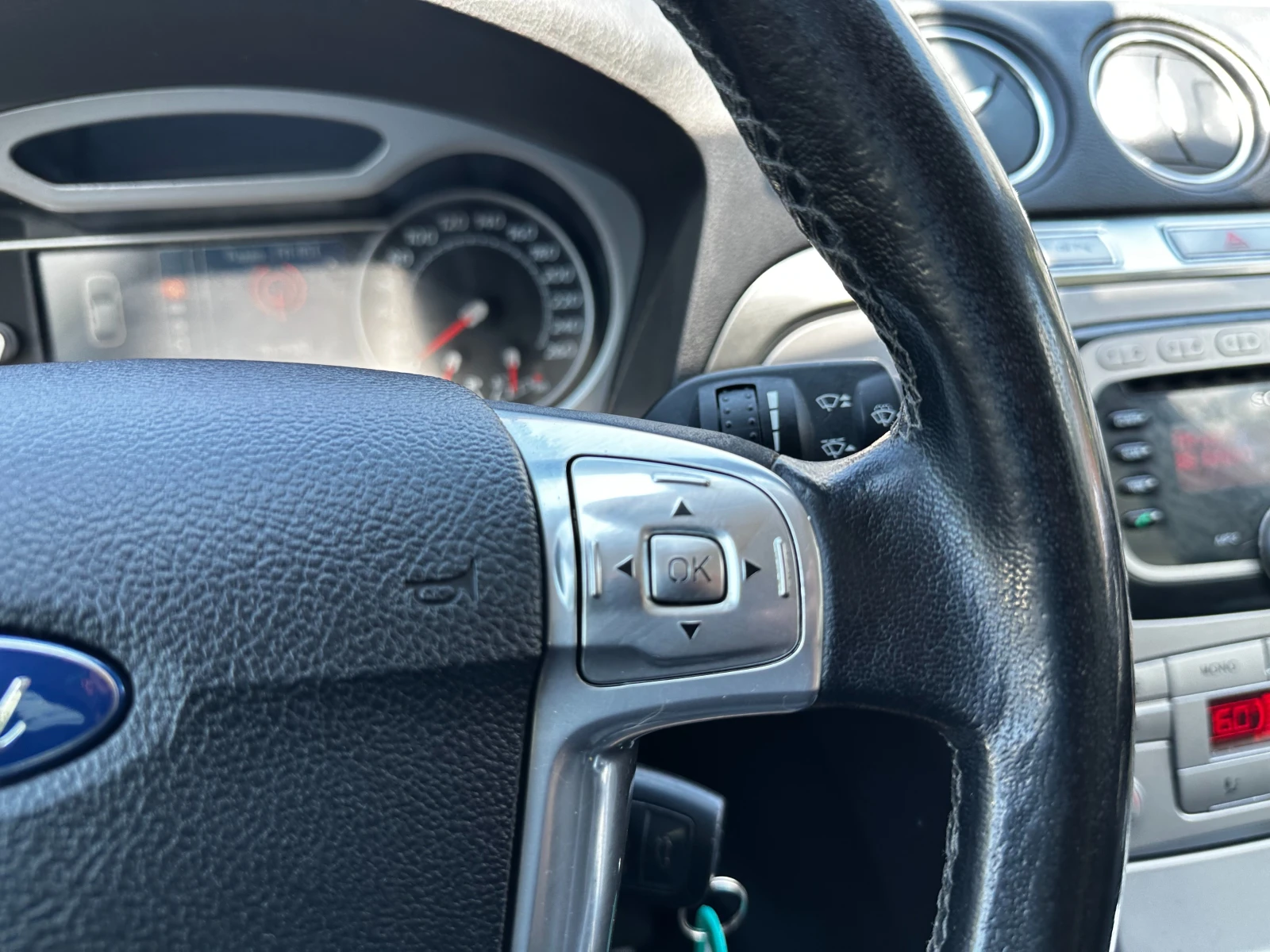 Ford S-Max 2.0d 131 к.с. , снимка 15 - Автомобили и джипове - 55043032