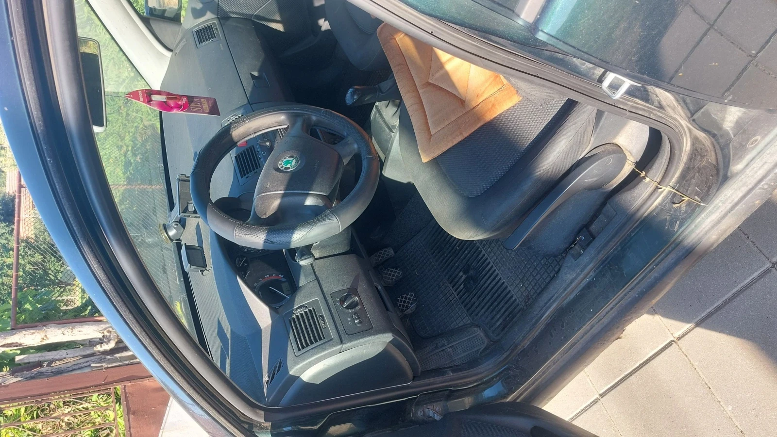 Skoda Fabia, снимка 2 - Автомобили и джипове - 55332946
