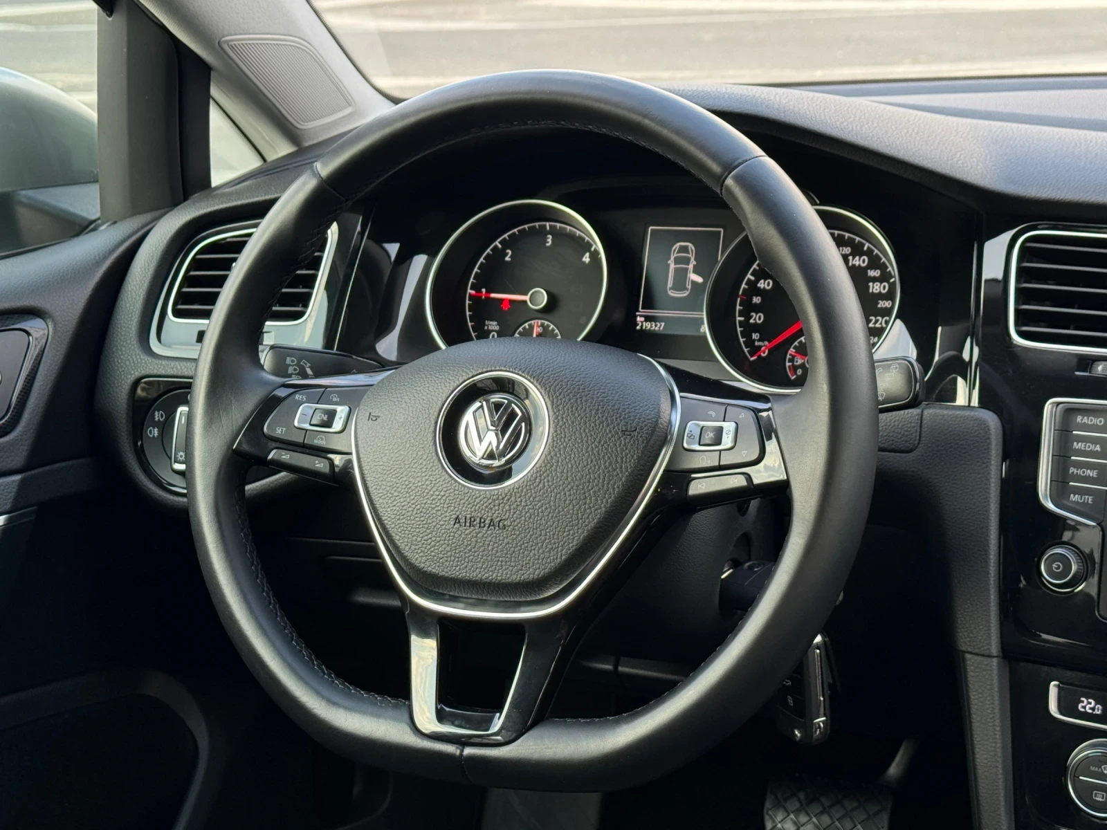 VW Golf 2.0TDI Highline :: Автомат, снимка 12 - Автомобили и джипове - 55579989