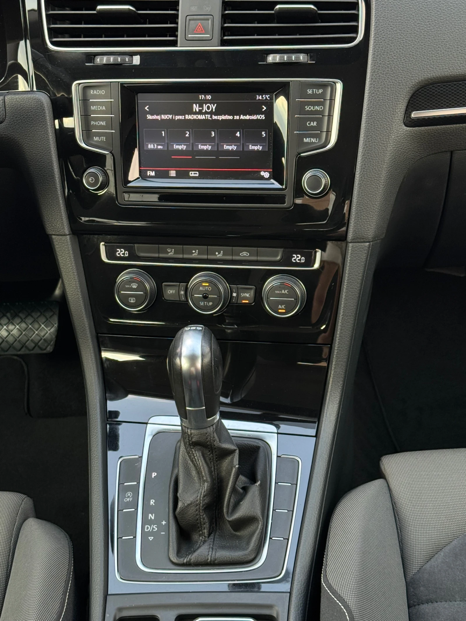 VW Golf 2.0TDI Highline :: Автомат, снимка 13 - Автомобили и джипове - 55579989