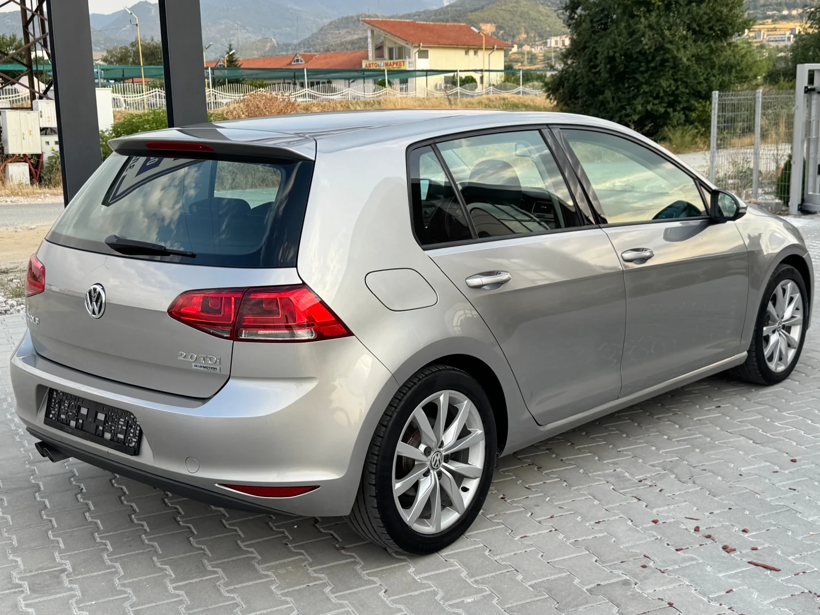 VW Golf 2.0TDI Highline :: Автомат, снимка 4 - Автомобили и джипове - 55579989
