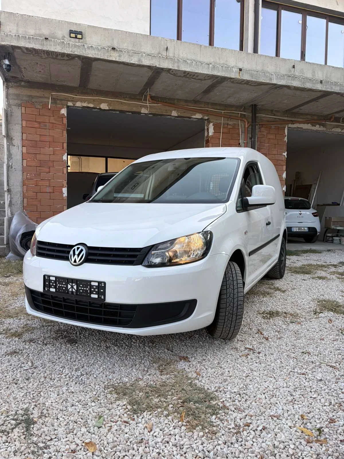 VW Caddy 1.6TDI/EURO5/ПЕРФЕКТНО СЪСТОЯНИЕ!, снимка 2 - Автомобили и джипове - 55892020