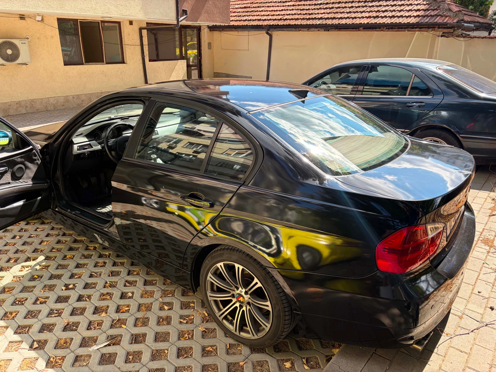 BMW 320 320d 2.0 163к.с, снимка 10 - Автомобили и джипове - 55973366