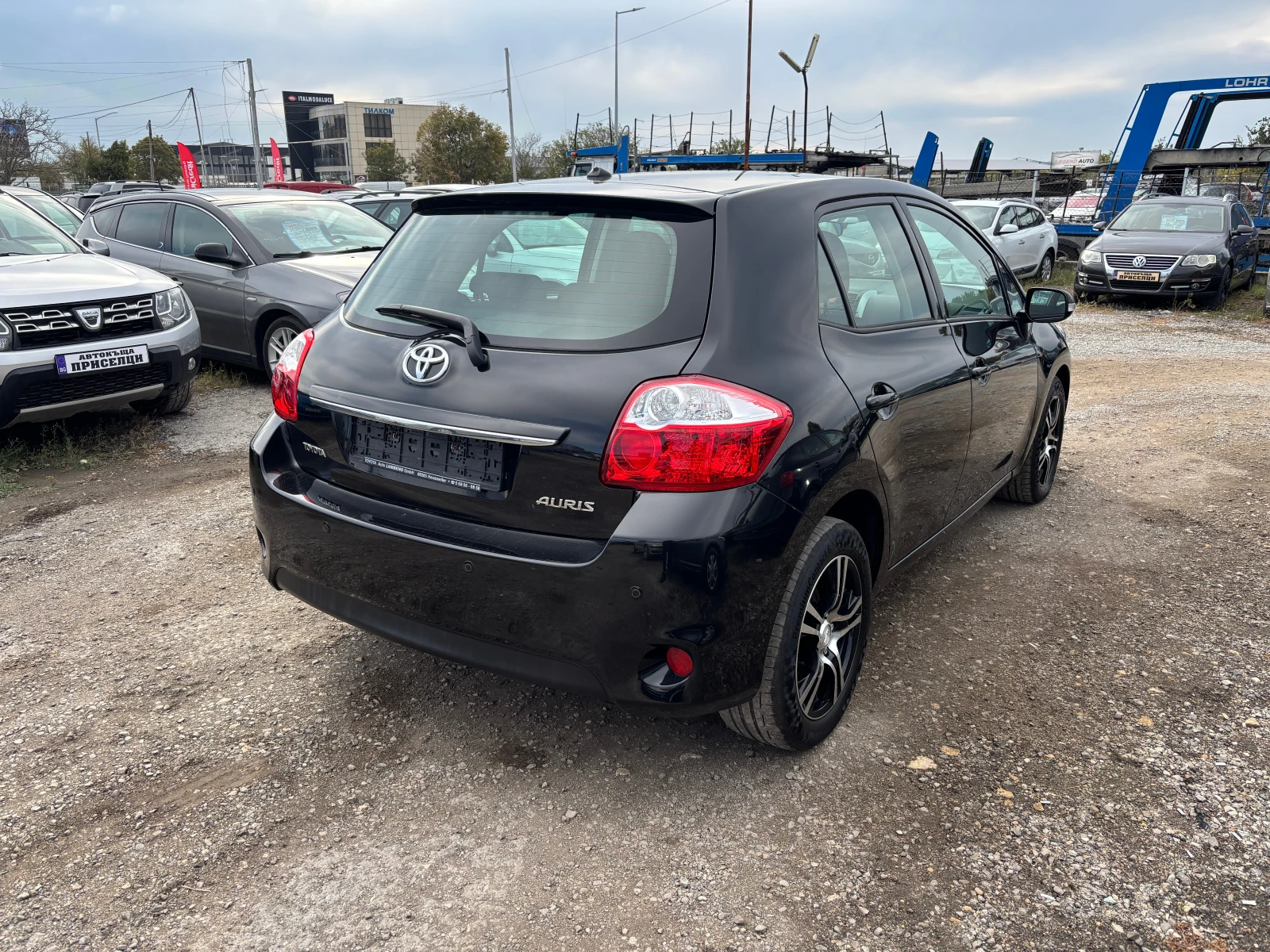 Toyota Auris 1.4 D4D FACELIFT, снимка 4 - Автомобили и джипове - 56327739