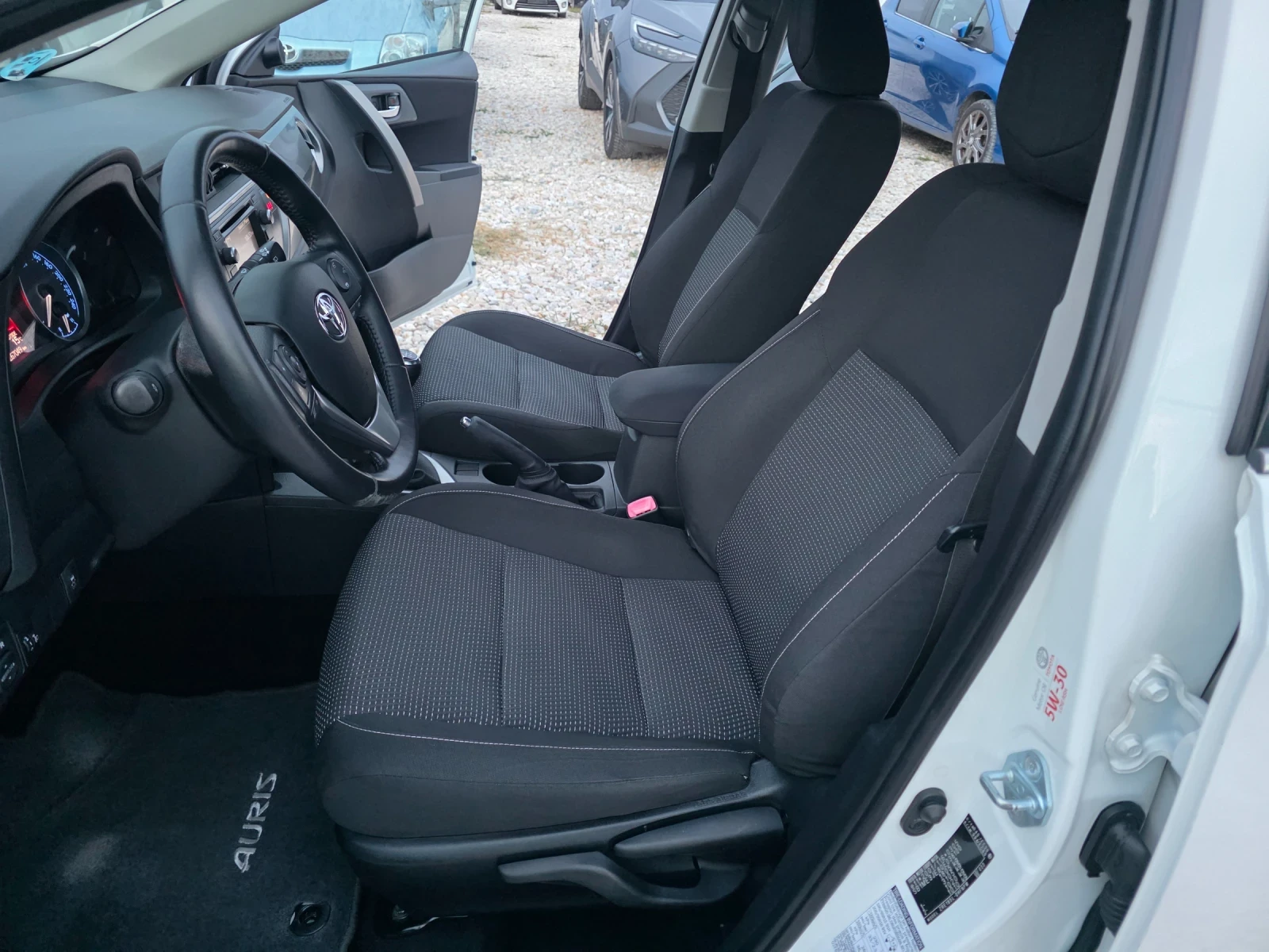 Toyota Auris 1.6 VVTI ���� 5 ������ ��������� ����������� | Mobile.bg � ����������� 6