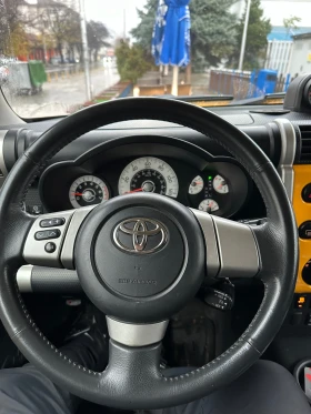 Toyota Fj cruiser 4.0 Automatik 4x4, снимка 6