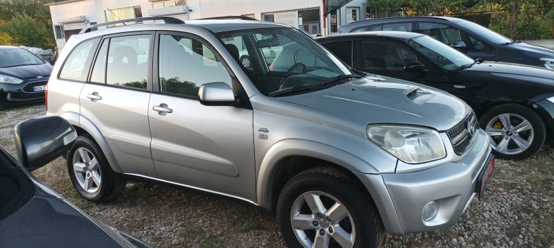 Toyota Rav4, снимка 2 - Автомобили и джипове - 47425700