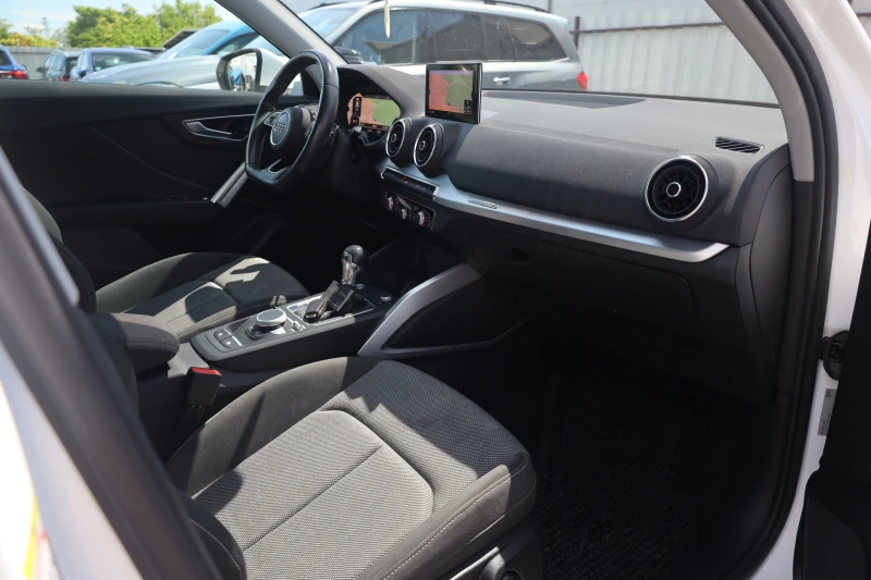 Audi Q2 2.0 TDI quattro KeyGO Virtual ACC Aut SzH #iCarbg, снимка 7 - Автомобили и джипове - 50861757