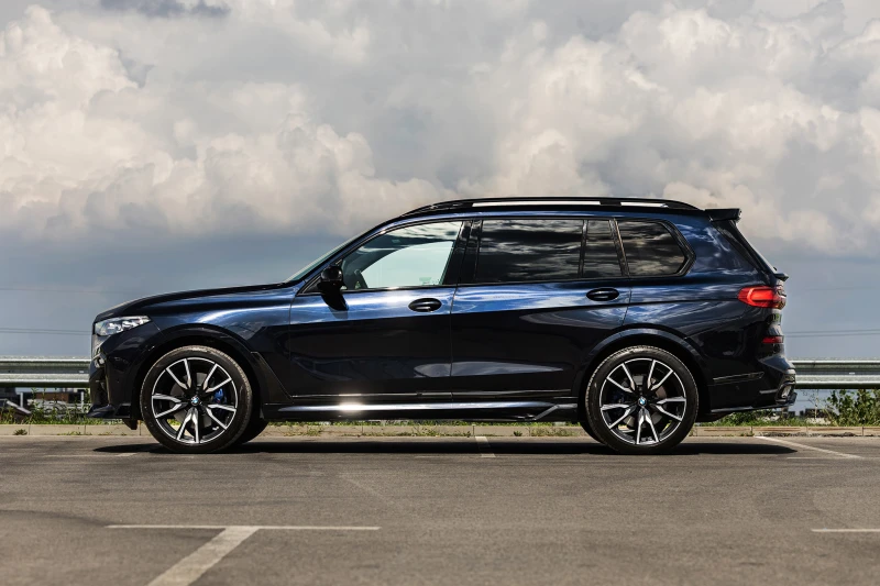 BMW X7 40i Бартер, снимка 3 - Автомобили и джипове - 52528981