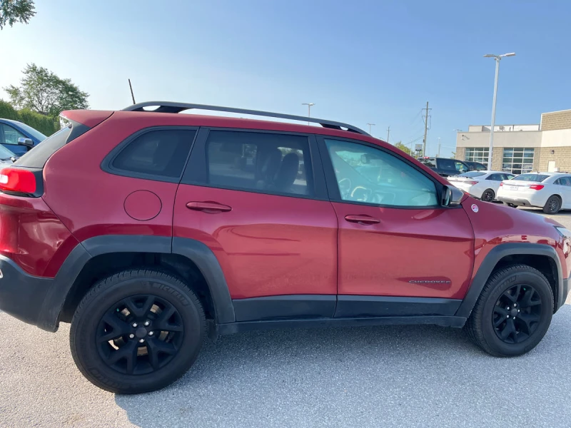 Jeep Cherokee TRAILHAWK/REMOTE START/CARPLAY/NAVI/KEYLESS/V6, снимка 4 - Автомобили и джипове - 52739014