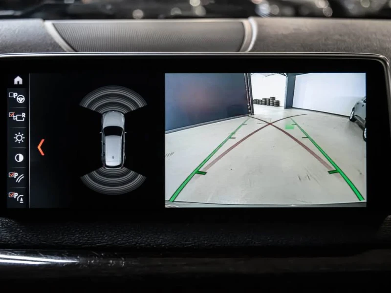 BMW X5 xDrive35i / M Sport Pkg / H/K Sound / Navi/Pano, снимка 16 - Автомобили и джипове - 53455579