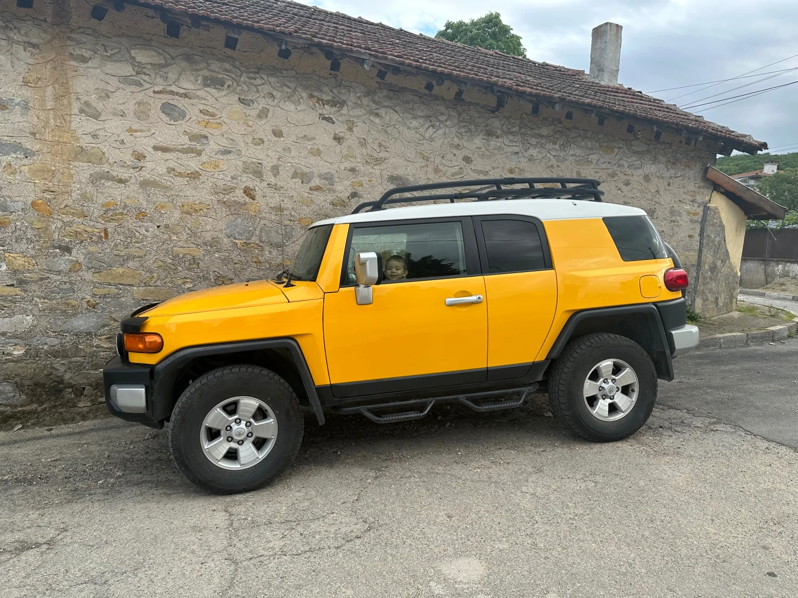 Toyota Fj cruiser 4.0 Automatik 4x4 - изображение 3