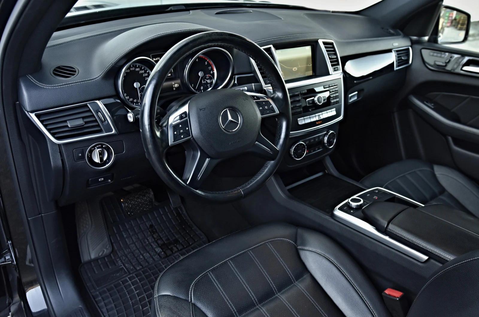 Mercedes-Benz GL 350  - изображение 8