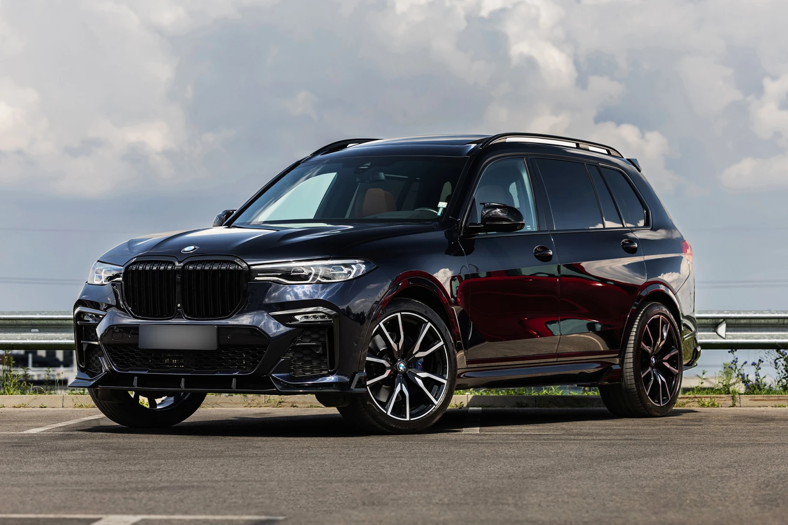 BMW X7 40i - изображение 2